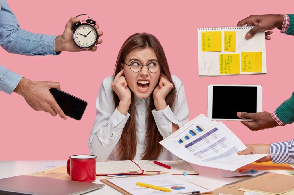 Die Schattenseiten des Multitaskings: Warum weniger manchmal mehr ist